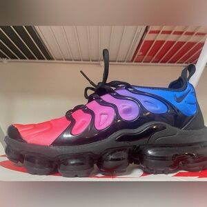 “Cotton Candy” Nike Women’s Vapormax Plus